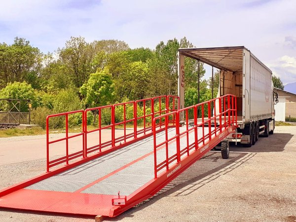 AZ RAMP-EASY XL-8-RL . Mobil Loading Ramp  WIDE With Level Off, 8 t Capacity